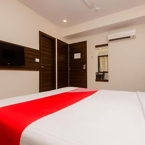 Deluxe Zimmer mit Kingsize-Bett